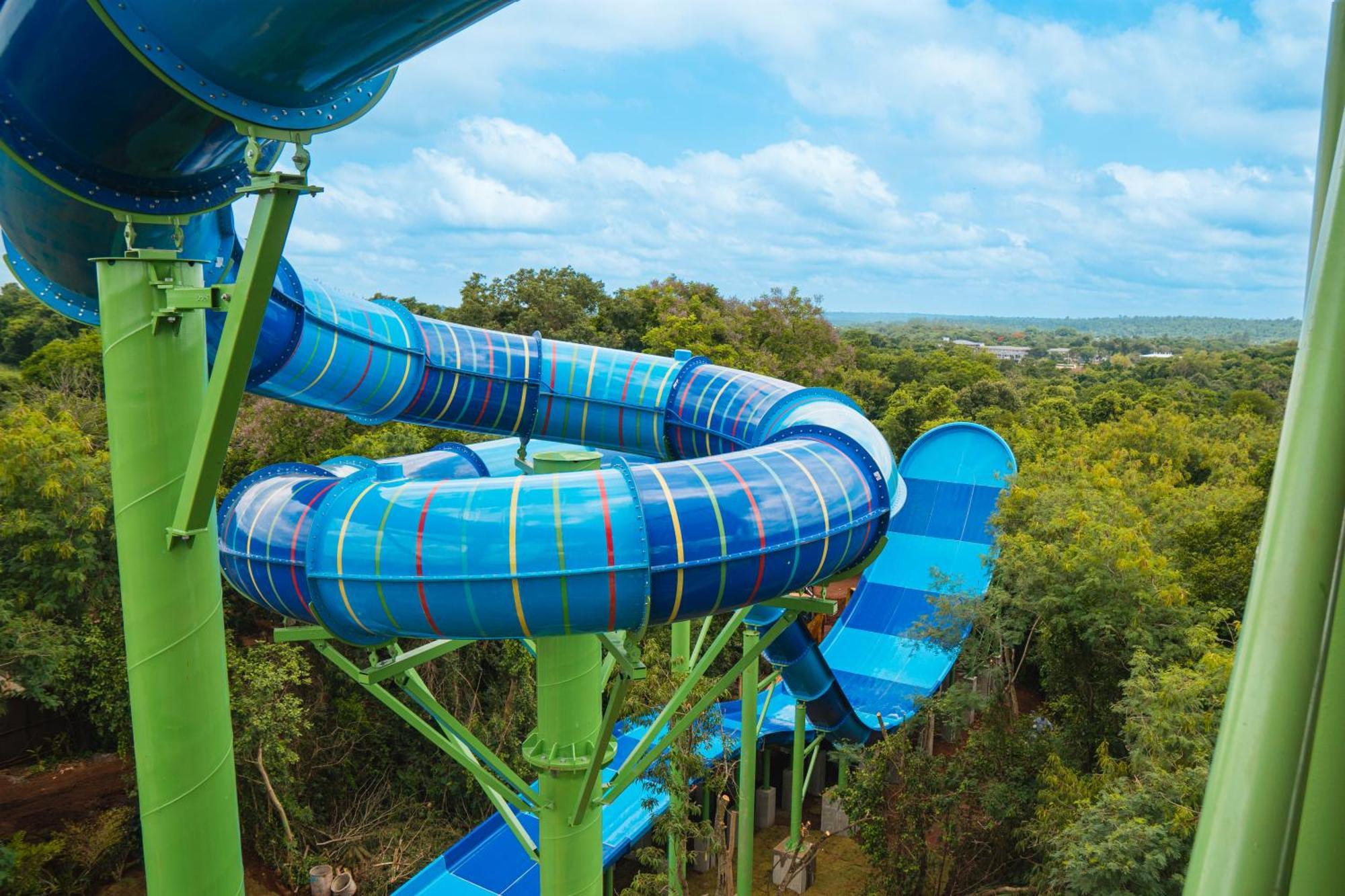 Mabu Thermas Grand Resort Foz do Iguacu Exterior photo The Green Thunder